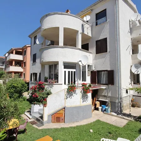 Apartment With A Parking Space Baska, Krk - 5443